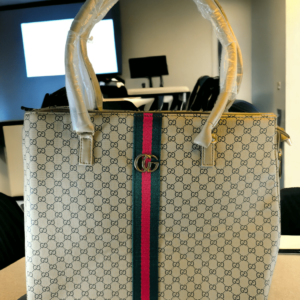 gucci thin handbag